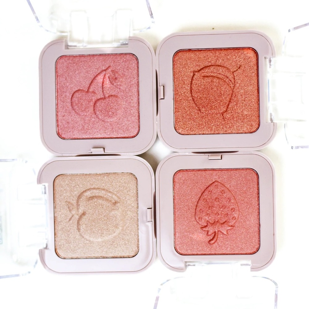 Sweet Cheeks Blush & Illuminator